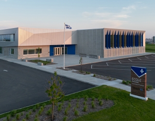 Des Grands-Bâtisseurs elementary school
